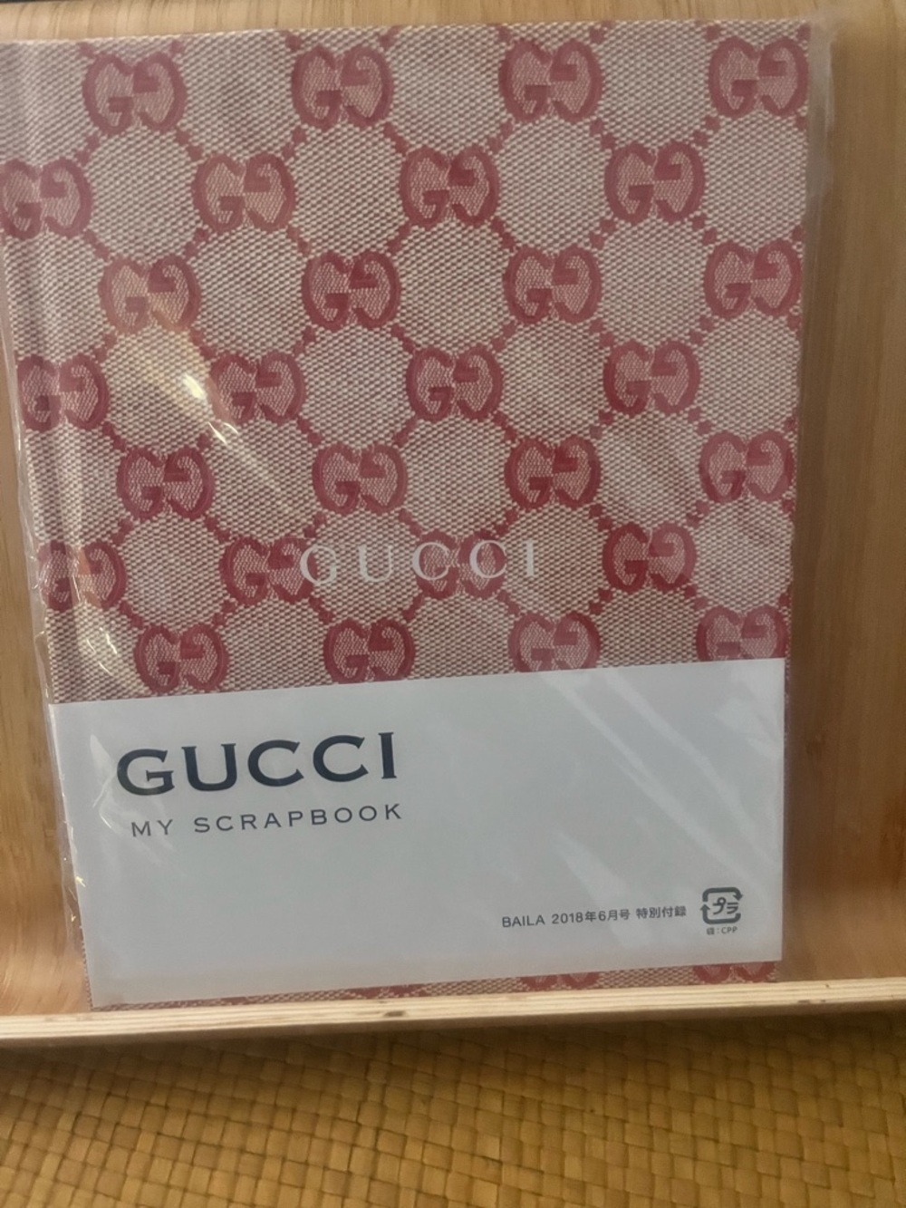 NWOT Gucci Red Monogram Scrapbook